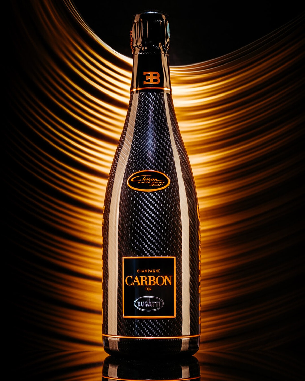 Carbon Bugatti Limited Edition Chiron 75CL — botella iluminada